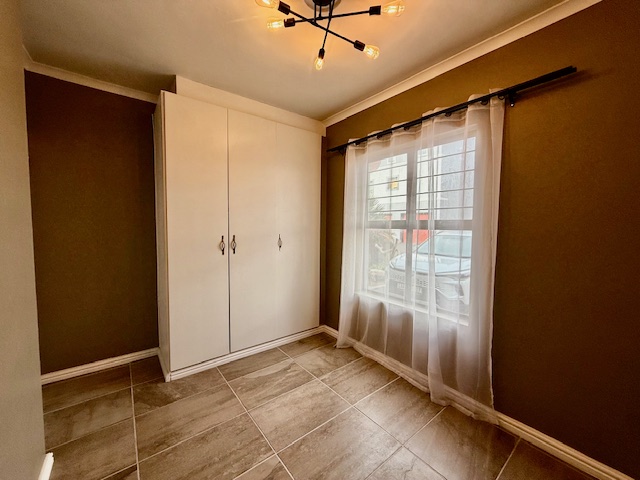 2 Bedroom Property for Sale in Parklands Western Cape